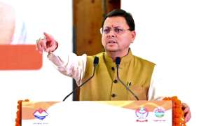 CM धामी ने शिक्षकों को किया सम्मानित, मेधावी छात्रों को मिली छात्रवृत्ति; बोले- शिक्षक बनाते हैं देश का भविष्य