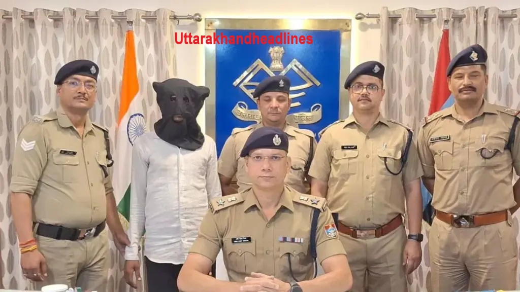महिला से दुष्कर्म, अश्लील वीडियो बनाकर किया वायरल